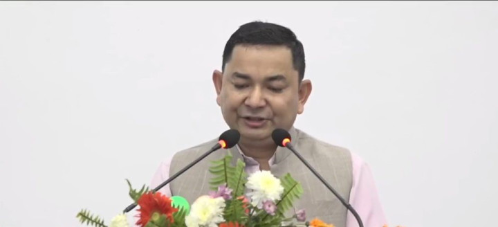 प्रसुन्नालाई ‘युके ब्युटी एण्ड ब्रेन’ को तेस्रो उपाधि